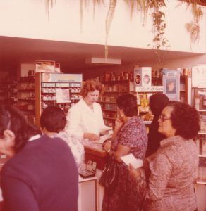 La Farmacia La Estación años 70
